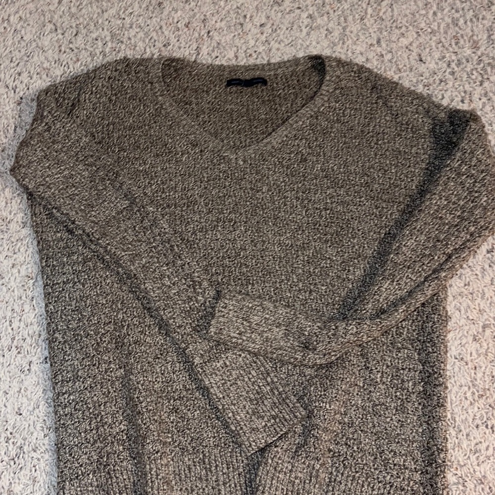 American eagle brown v-neck sweater size small